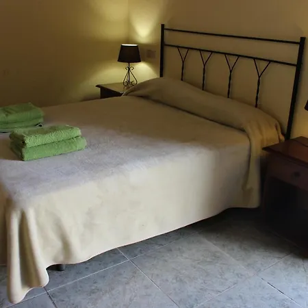 Comfortable 1-bed In Parque Holandes Apartment