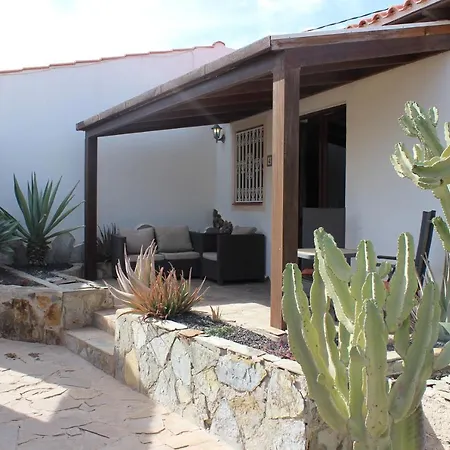 Comfortable 1-bed In Parque Holandes Apartment