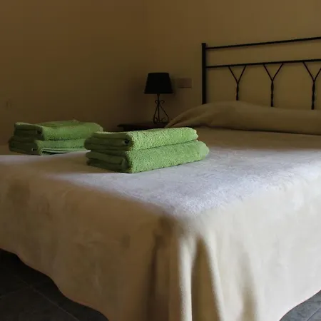 Comfortable 1-bed In Parque Holandes Apartment *